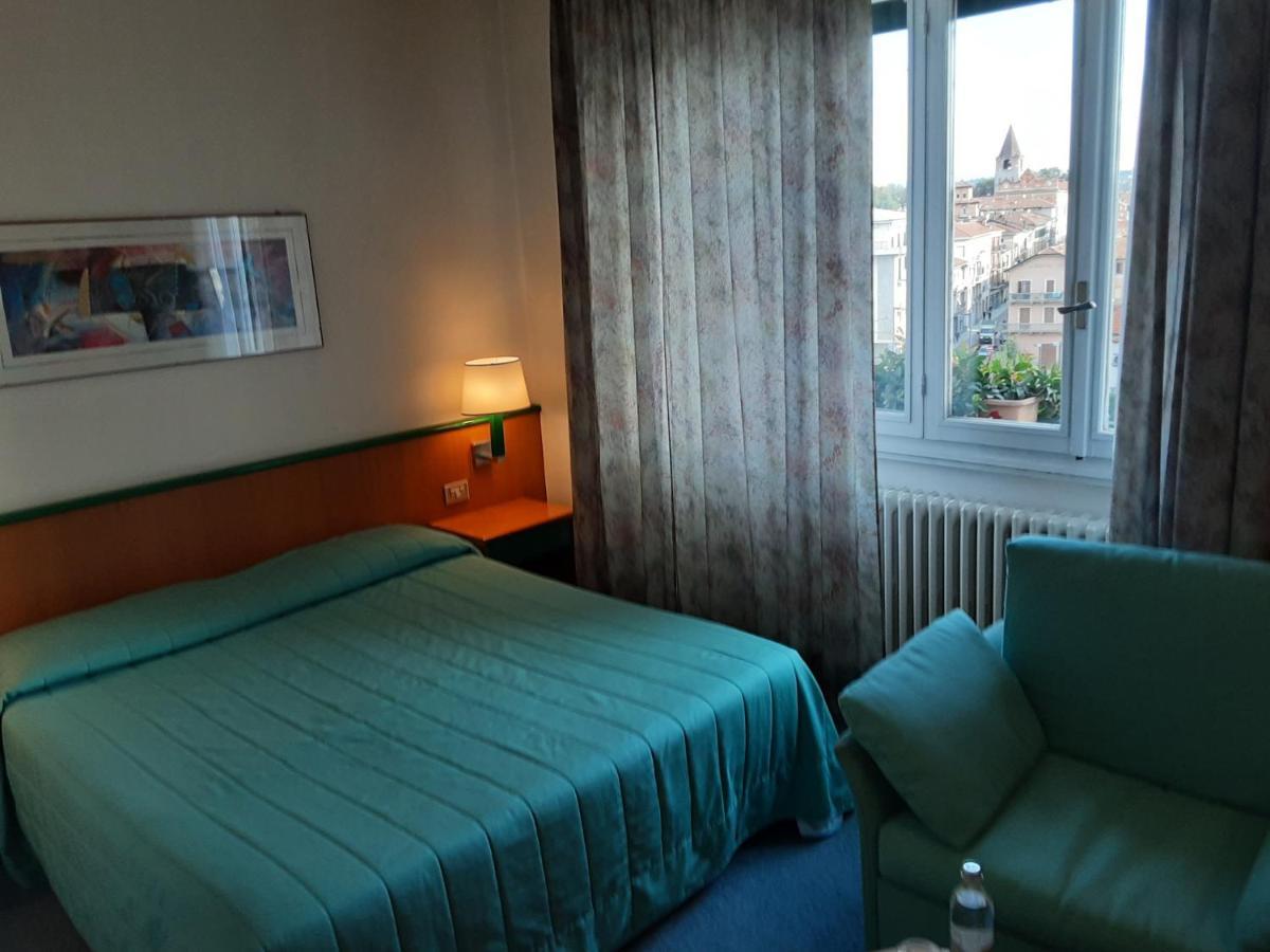 Hotel Ramoverde Borgomanero Extérieur photo