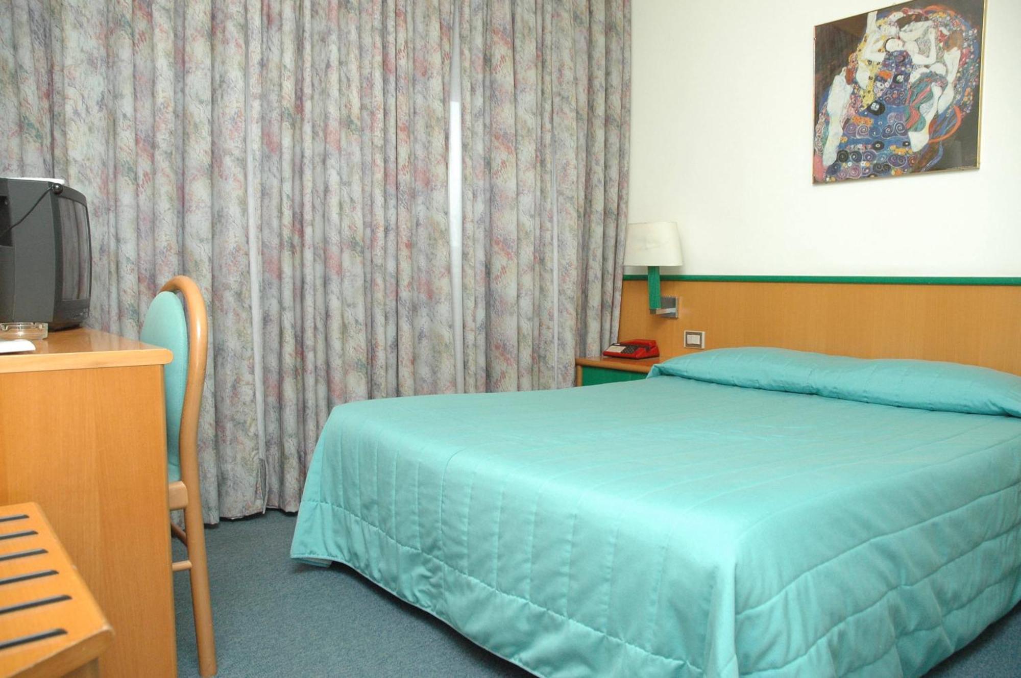 Hotel Ramoverde Borgomanero Extérieur photo